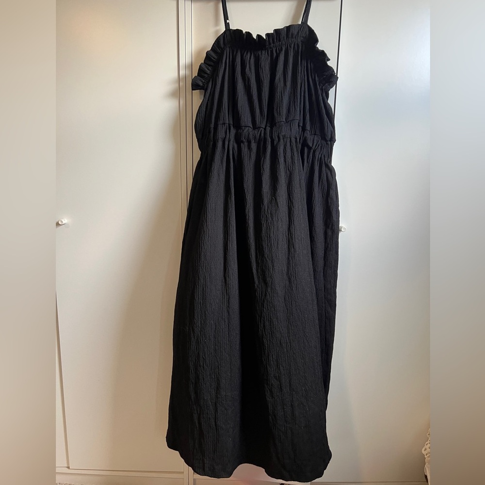 H&M Black Textured Dress size L new with tag